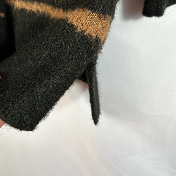 Ricki’s Black & Brown Tiger Striped Soft Sweater - Picture 7 of 7